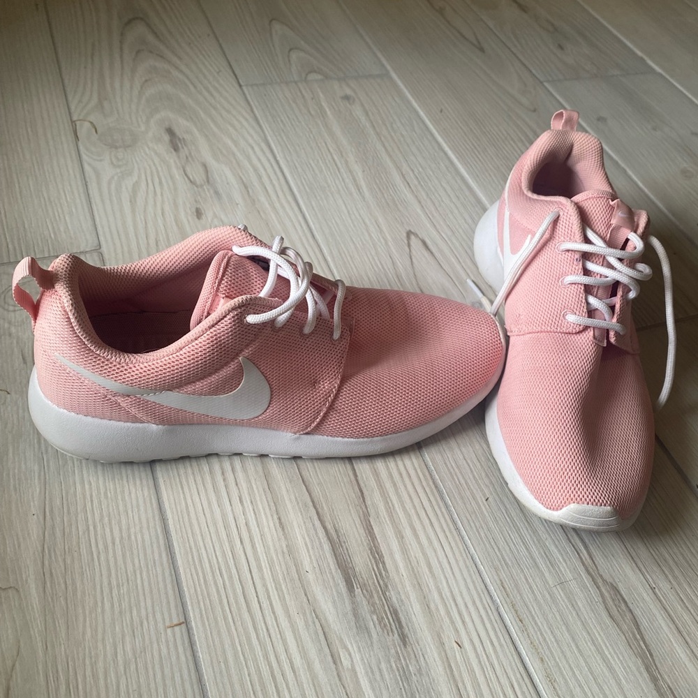 Nike Roshe One